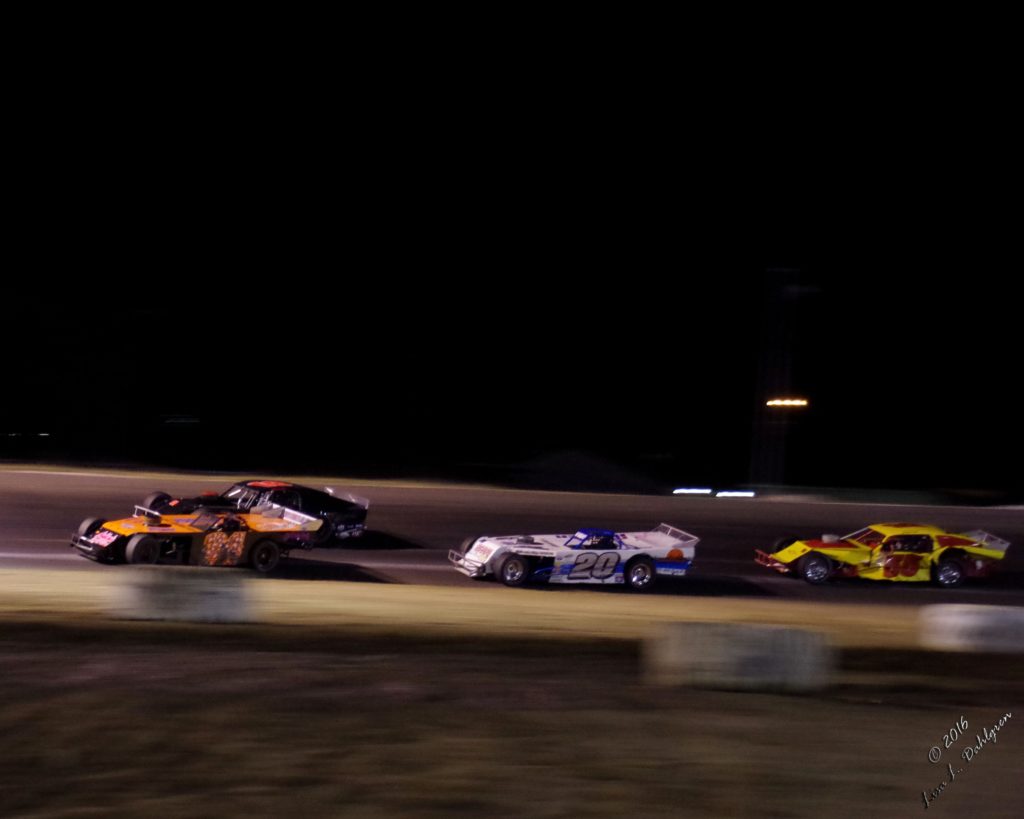 Modifieds Racing to the Checkered Flag